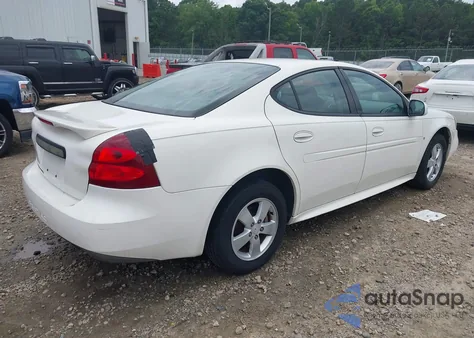2008 Pontiac Grand Prix z USA, uszkodzony, nr VIN 2G2WP552081146514